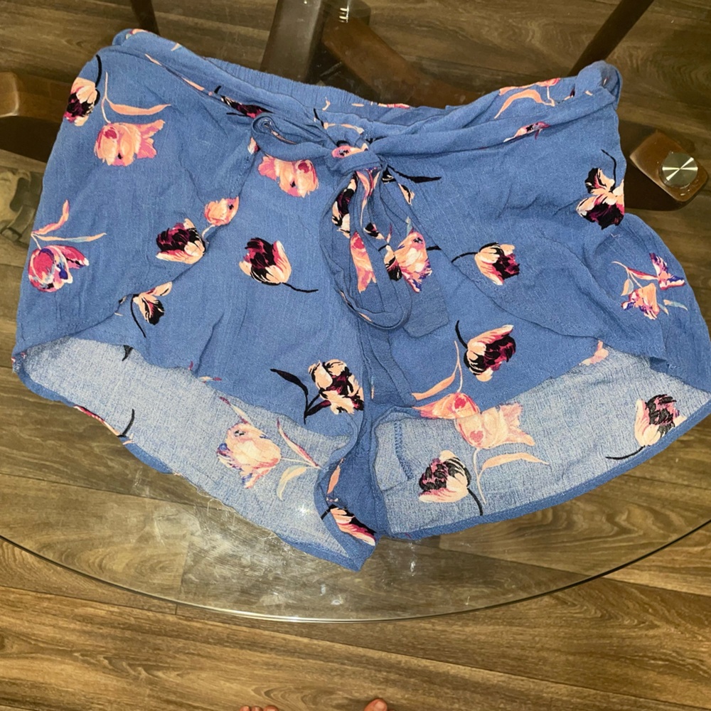 Floral Blue Women's Shorts